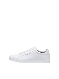 Une basket blanche homme va avec tout ! Basket Blanche Pour Homme Les Meilleurs Modeles Ma Chaussure Com