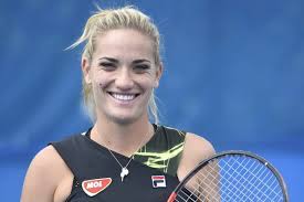 Born 10 may 1993) is a hungarian professional tennis player. Dogos Fotokon Babos Timea Az Elso Magyar Teniszvilagbajnok Nemcsak A Palyan Hodit Hazai Sztar Femina