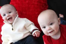 Vicki Webster's Instagram, Twitter & Facebook