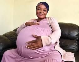 He joined the sunday independent on november 2019. Tembisa 10 Mom Gosiame Sithole Seen N Ked She Was Pregnant And Gave Birth To 10 Babies Lovablevibes Digital Nigeria Hip Hop And R B Songs Mixtapes Videos