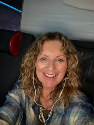 Linda Sobel's Instagram, Twitter & Facebook