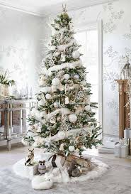 Elegant white christmas tree decor. 25 Absolutely Stunning White Christmas Tree Decorating Ideas