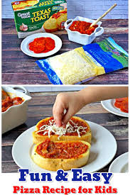 15 Fun Easy Recipes For Kids To Make Clever Diy Ideas Easy Pizza Recipe For Kids Kids Meals Easy Dinners For Kids