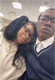 Reggie and His Girlfriend for Streaming University Pro