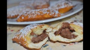 Come fare il sapone fatto in casa senza soda caustica, un procedimento semplice per ottenere un sapone naturale senza sostanze pericolose. Chiacchiere Ripiene Morbidissime Di Nutella Ricetta Facile Maria Grazia Youtube
