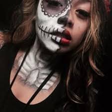 Stream Desiree Castle music