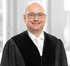 Richter am Commercial Court und Commercial Chambers