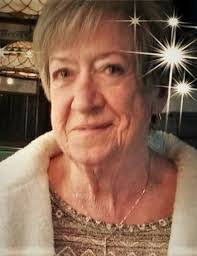 Diane Rettig's Instagram, Twitter & Facebook