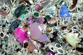 Clothes, leather bags, shoes, jewelry, lingerie, fashion accessories, knitwear, lingerie, belts, home linens, fabrics. The Best Places To Buy Wholesale Jewelry Online Jewelry Guide