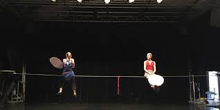 La cravate file un mauvais coton. Ombres D Elles Cie Mauvais Coton