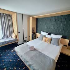 Il film rischiò di non farsi per i dubbi di pio angeletti e adriano de micheli sul costo delle riprese. Aqvatonic Balneo Spa Hotel Posts Facebook