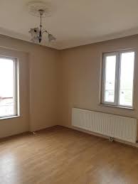 Canım kuzey cephe güneş almaz ev zor ısınır doğu cephede ise sabah güneşini alıyor tercih ediceğin cephe kesinlikle güney cephe olmalı.eğer yeni ev ise çatı sisteminde izolasyon yapıyorlar son kat olması pek sorun olmuyor tabii genede almayı düşündüğünüz ev için sorun böyle bir uygulama. Almina Emlak 421 Photos Real Estate Agent Serhat Is Merkezi Kat 6 04100 Agri Agri Province Turkey