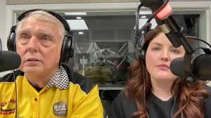 I may catch a bit of flack for this but it's refreshing to hear Brad Nessler  and Gary Danielson again. Don't get me wrong, I love Fowler and Herbstriet.  But, Brad and