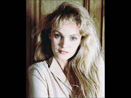 Pour le bonbon, arielle dombasle se prête au jeu de l'interview « guilty pleasure ». Arielle Dombasle Young Google Search Portrait Movie Photo Photo Studio