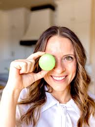 The team photo for @tsghuntsville Volume 8 at the iconic Kreme Delite in  Athens was so much fun! Which of these outtakes is your favorite? Scroll to  the end to see the