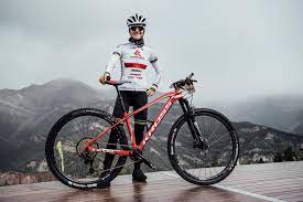 She hails from the city of jelenia góra, poland, which eventually created a race in her honor called the jelenia góra trophy maja włoszczowska mtb race. How To Race Mtb At Altitude Maja Wloszczowska S Guide