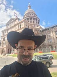 Here are a few more state capitol I have toured in the last seventh months.  Texas, Minnesota and Connecticut. All three feel immaculate! "ArU WARSAN ПО  EED TT S E1-1