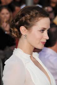 To score teigen's tousled ponytail put the brush down and let your fingers have all of the fun. Pin On Hair Beauty Styles