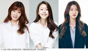 Laughter In Waikiki Casts Jung In Sun Go Won Hee And Lee Joo Woo Jung In Waikiki Celebrities