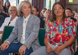 Denn seinen ausgeprägten hang zur improvisation lebt der musikalische spaßmacher auf der bühne. Helge Schneider Erobert Goslar Und Hahnenklee Regionalheute De