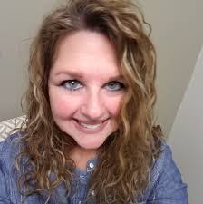 Sandra Farrow's Instagram, Twitter & Facebook