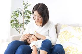 Insya allah dengan kesabaran dan doa, demam pada anak bisa diobati dengan cara yang alami. Anak Sering Sakit 6 Hal Ini Harus Segera Dilakukan Ortu Hello Sehat