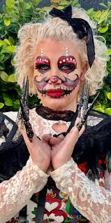 Single mom in fab over 40 competition