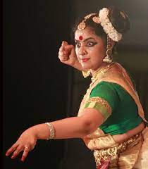 Yazar methil radhakrishnan dayısı ve yazar v. File Methil Devika Mohiniyattam Jpg Wikipedia