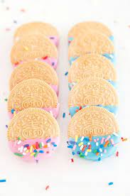 Gender reveal parties have become a huge event for both genders. Confetti Oreos Sprinkle Baby Shower Sprinkle Party Baby Gender Reveal Party