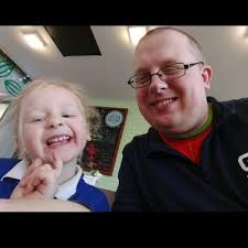 robert manchester (@rob_milky)