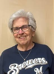 Dianne Springer's Instagram, Twitter & Facebook