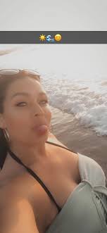 I need to fix my spending habits! I'm always broke but when I wanna go  traveling I have money !!! 😆 #allaroundtheworld