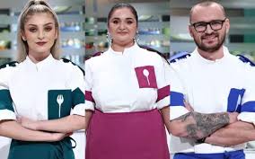 The jury consists of sorin bontea, florin dumitrescu and cătălin scărlătescu. S7g908mzzscpfm