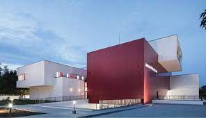 Lecții de pian, canto, teatru și pictură. Bienala NaÅ£ionalÄƒ De ArhitecturÄƒ Bucuresti 2012