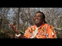 Mais pourquoi le chanteur et musicien d'origine camerounaise, bien avant sa mort, avait disparu de la scène Wes Madiko Alchetron The Free Social Encyclopedia