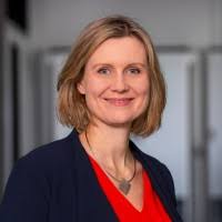 50+ "Julia Stauffer" profiles