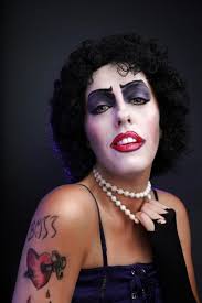 Woman of a Thousand Faces: Photographer Amanda Chapman Uses Hollywood  Makeup to Create Stunning Self Portraits