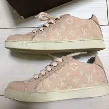 The realreal is the world's #1 luxury consignment online store. Sponsored Ebay Louis Vuitton Kids Shoes Eur 26 Authentic Free Shipping Fr Jp W Tracking Lv862 Louis Vuitton Kids Louis Vuitton Flats Kids Shoes