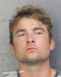 Quinton Roscoe's Instagram, Twitter & Facebook