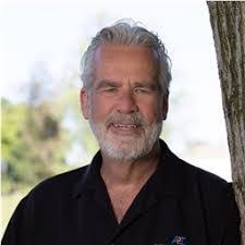 Robert Dyck's Instagram, Twitter & Facebook