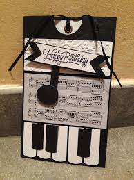 Buon Compleanno Ad Un Amante Della Musica Buon Compleanno Compleanno Torte A Tema