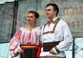 Click dreapta apoi save as. Patru Tineri Din Basarabia Au Incantat Spectatorii De La Festivalul CireÈelor 2017 Campina Tv