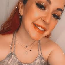 Ashley Enfinger's Instagram, Twitter & Facebook