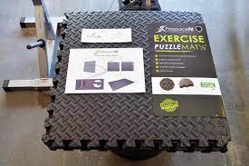 These workout floor mats have puzzle piece sides that ensure interlock goes fast and easily. Prosourcefit Puzzle Exercise Mat Review Inexpensive And Durable