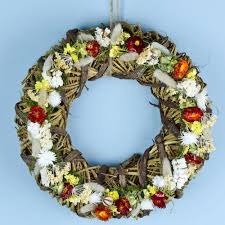 Great savings & free delivery / collection on many items. Bouquet Of Dried Flowers With Meadow Grasses White Green Brown 125g Dried Flowers 32992 Buy Online