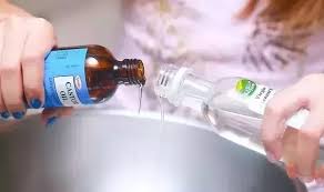 Castor oil also has antimicrobial properties, which help. Can I Mix Castor Oil And Peppermint Oil For Hair Growth Or Just Castor Is Fine How About Coconut Does It Too Help Hair Grow And Strengthen Quora