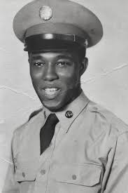 🎓 Catherine Craig-Erhardt Memorial Award 🎓 The Catherine Craig-Erhardt  Memorial Award recognizes a graduate committed to helping military  servicemembers attain their educational goals. Kudos to Staff Sgt. Federico  Chavez of Brownsville, TX!