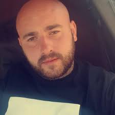 Does anyone know the rag and bone man that' comes around Congleton Please  Or any other scrap man lady Please