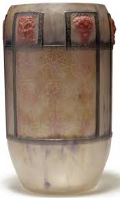 Epingle Sur Pate De Verre Cameo Glass