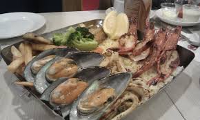 Maybe you would like to learn more about one of these? Grilled Seafood Platter At Manhattan Fish Market Plaza Singapura Grilled Seafood Seafood Platter Food
